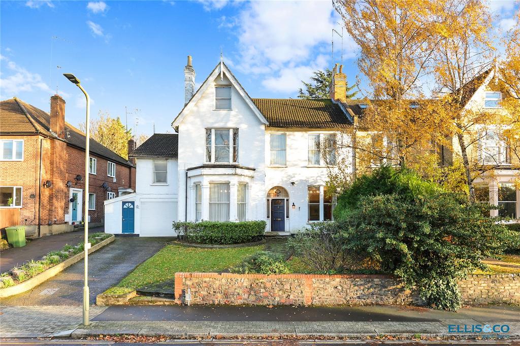 Holden Road, Woodside Park, N12 6 bed semidetached house for sale £