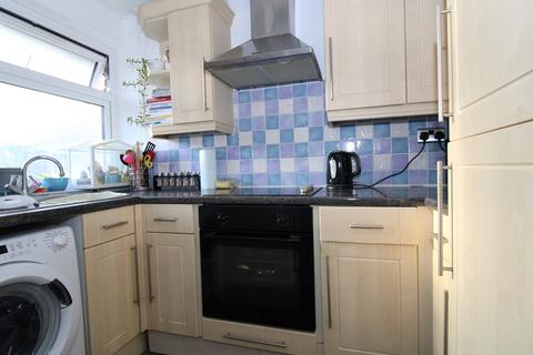 16 Round Mead, Stevenage, SG2 9PH