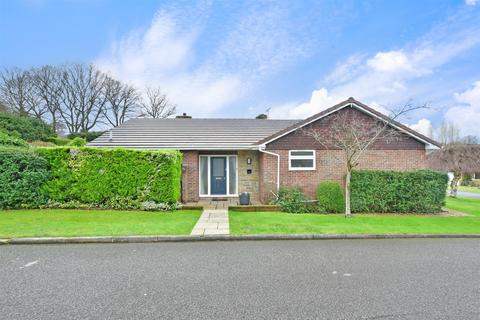 1 Lowburys, Dorking, RH4 3RJ