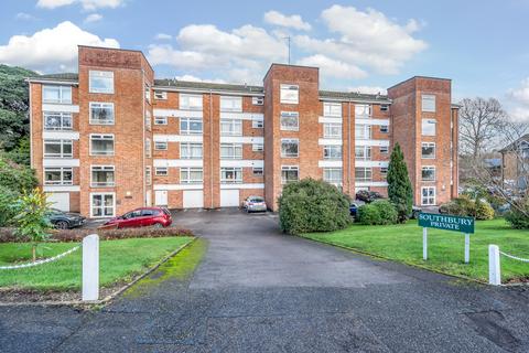 7, Southbury Lawn Road, Guildford, GU2 4DD