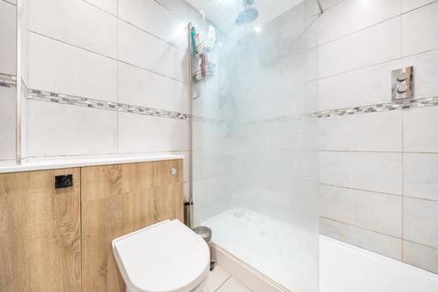 7, Southbury Lawn Road, Guildford, GU2 4DD