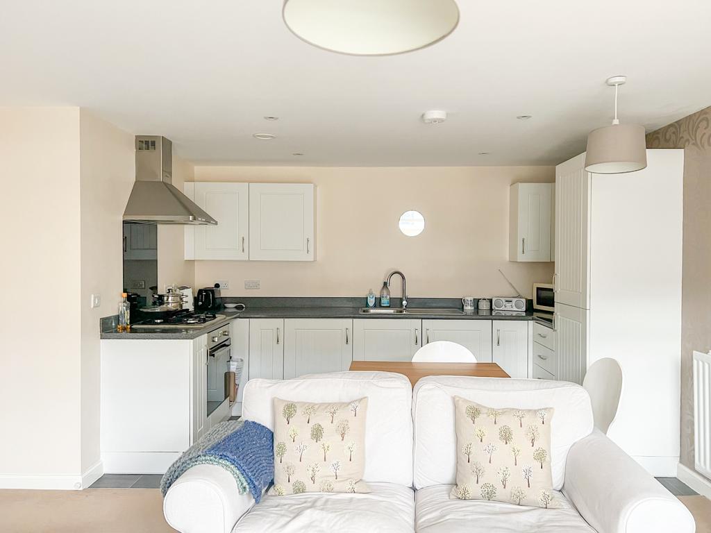 Lounge/Kitchen