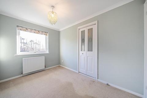 2 Cromlix Close, Chislehurst, BR7 5SJ