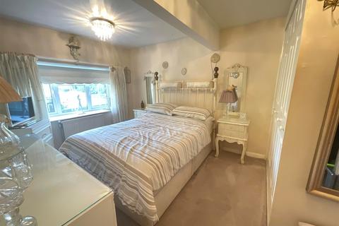 2 bedroom semi-detached bungalow for sale, Newchurch, Kent