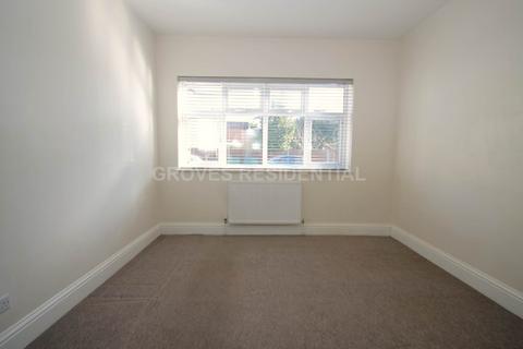 1 bedroom maisonette for sale, Elm Road, New Malden