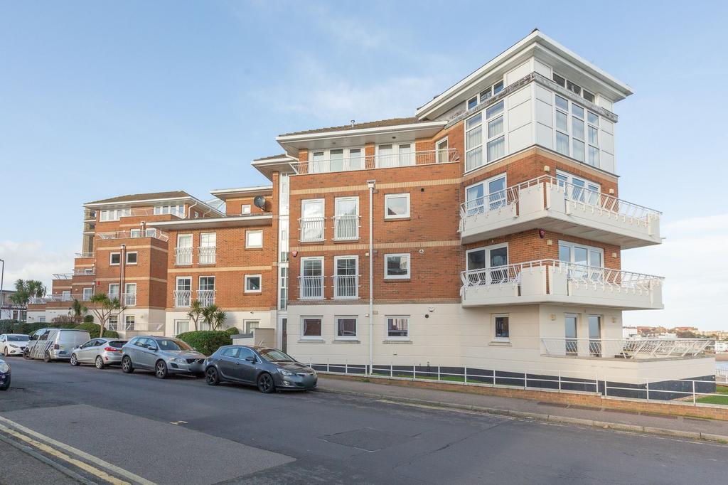 West Cliff Road, Charleston Court, CT10 2 bed apartment for sale £385,000