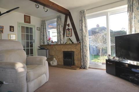 11 Romney Close, Chessington, KT9 1BP