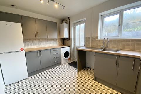 2 bedroom terraced house to rent, Rosgill Close, Heaton Mersey, Stockport, SK4