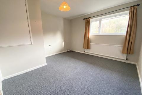 2 bedroom terraced house to rent, Rosgill Close, Heaton Mersey, Stockport, SK4