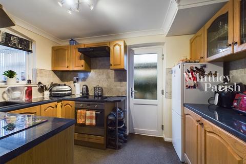 7 Herolf Way, Harleston, IP20 9QA