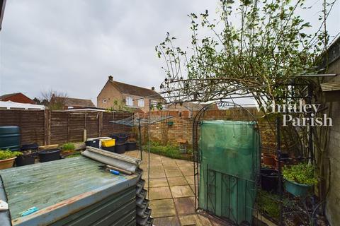 7 Herolf Way, Harleston, IP20 9QA