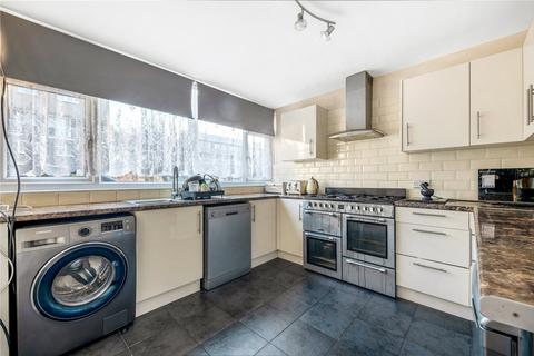 4 bedroom terraced house for sale, Riverpark Gardens, Bromley, BR2