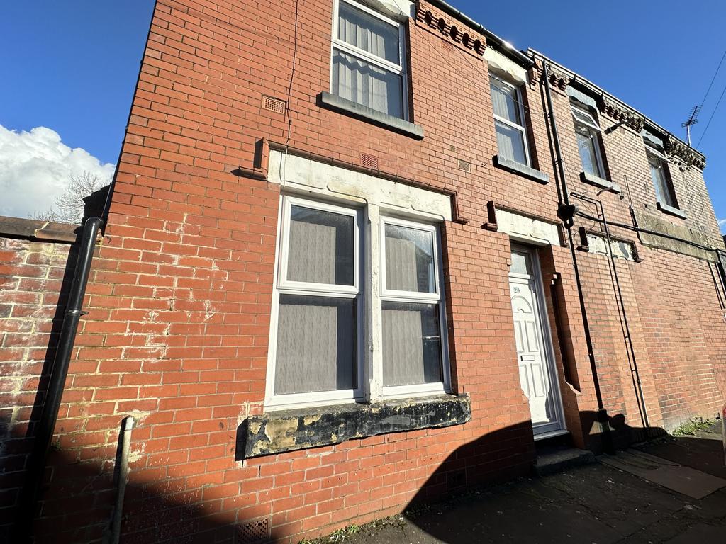 Arran Street, Manchester, M40 2 bed flat £775 pcm (£179 pw)