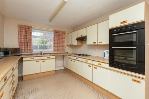 4 bedroom detached house for sale, Ramsgate Road, Broadstairs, CT10