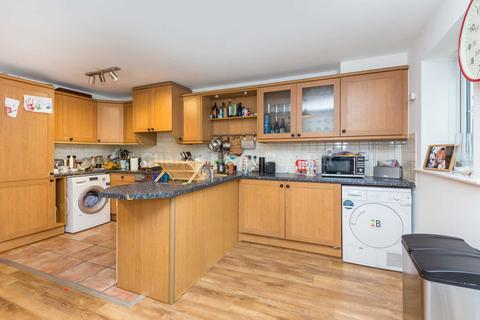 17 Goddard Place, London, N19 5GS