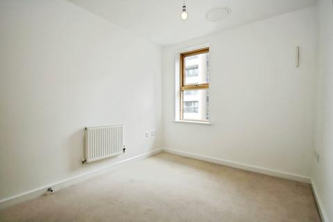 2 bedroom flat to rent, Regents Quay, Brewery Wharf, Leeds, LS10