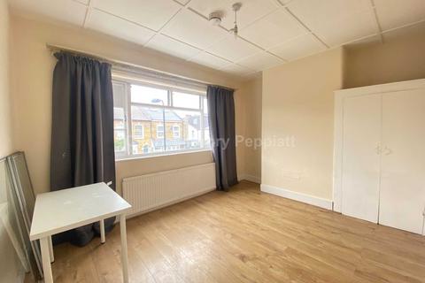 3 bedroom terraced house for sale, Cranbourne Road, London , E15