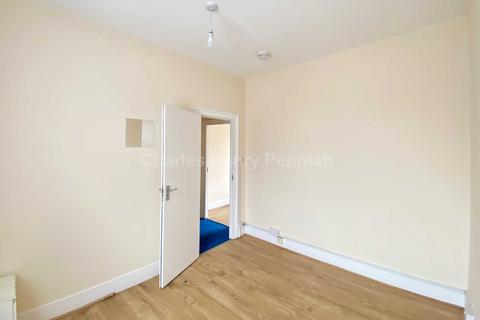 3 bedroom terraced house for sale, Cranbourne Road, London, E15