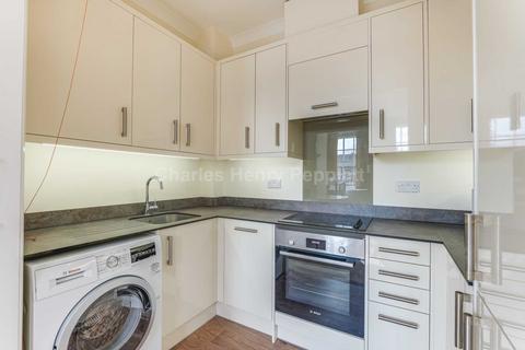 2 bedroom apartment for sale, Cannon Hill, Southgate, N14