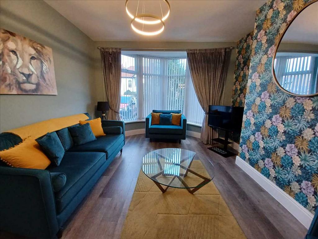 Mere Road, Blackpool 4 bed house to rent £1,300 pcm (£300 pw)