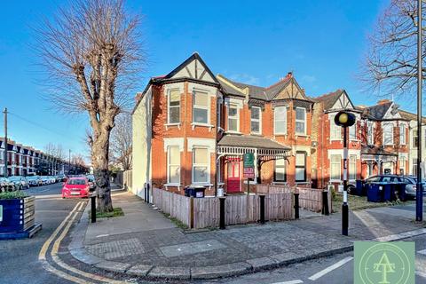73 Brownlow Road, London, N11 2BN