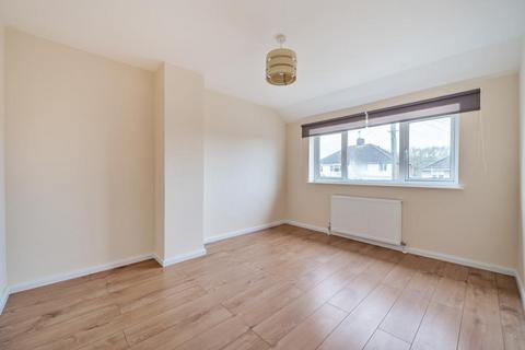 3 bedroom semi-detached house to rent, Cedar Road,  Botley,  OX2