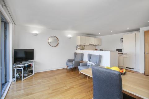 Flat 32, 2 Sheriff Brae, Edinburgh, EH6 6EQ