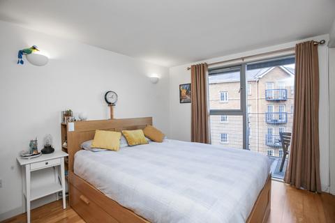 Flat 32, 2 Sheriff Brae, Edinburgh, EH6 6EQ