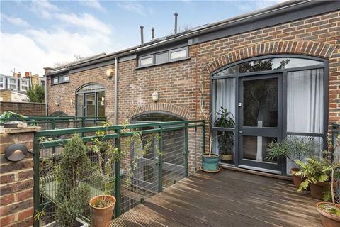 2 bedroom terraced house for sale, Glaskin Mews, London, E9