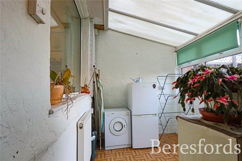 11 Whitethorn Gardens, Hornchurch, RM11 2AL