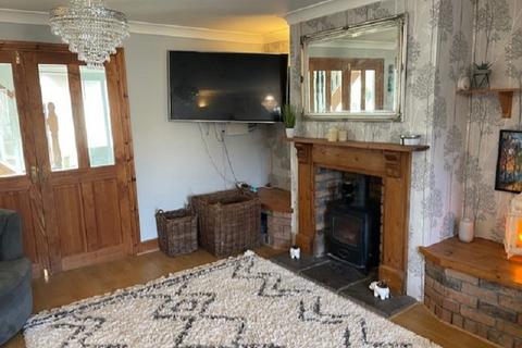4 Caledfwlch, Cwmifor, Llandeilo, SA19 7BT