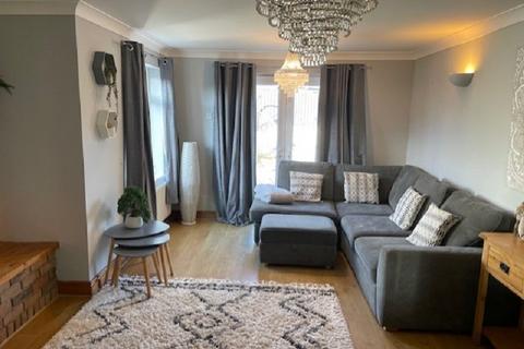 4 Caledfwlch, Cwmifor, Llandeilo, SA19 7BT