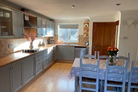 4 Caledfwlch, Cwmifor, Llandeilo, SA19 7BT
