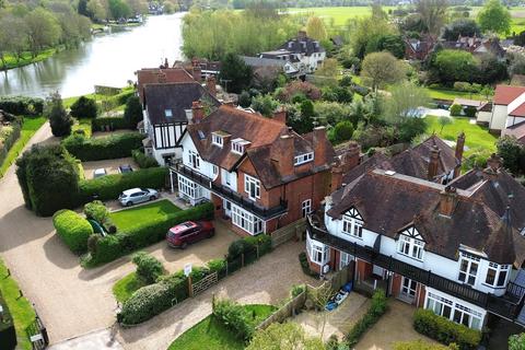 3 bedroom maisonette for sale, Basmore Lane, Lower Shiplake, Henley-on-Thames, Oxfordshire, RG9