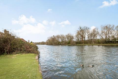 3 bedroom maisonette for sale, Basmore Lane, Lower Shiplake, Henley-on-Thames, Oxfordshire, RG9