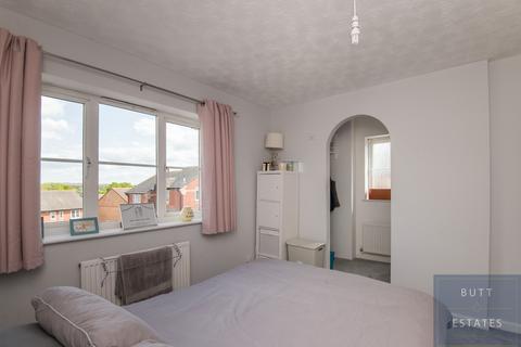 16 Jupes Close, Exminster, Exeter, EX6 8BN