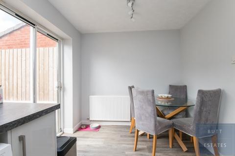 16 Jupes Close, Exminster, Exeter, EX6 8BN