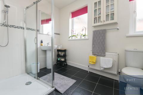 103 Old Tiverton Road, Exeter, EX4 6LD