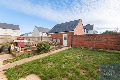 20 Dart Avenue, Exeter, EX2 7FX