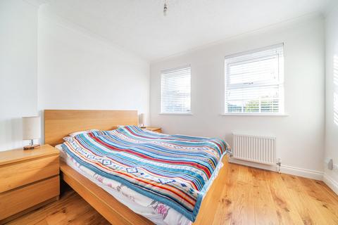 3 bedroom terraced house for sale, Artillery Mews, Tilehurst Road, Reading