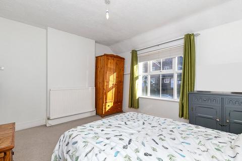 287 Croydon Road, Caterham, CR3 6PJ