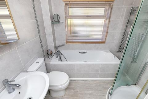 287 Croydon Road, Caterham, CR3 6PJ