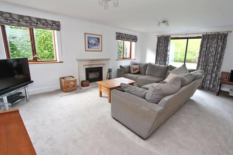 80 New Forest Drive, Brockenhurst, SO42 7QW