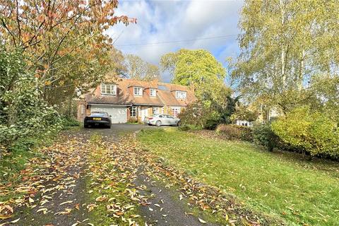 4 bedroom detached house to rent, Penfold Lane, Holmer Green, High Wycombe, HP15