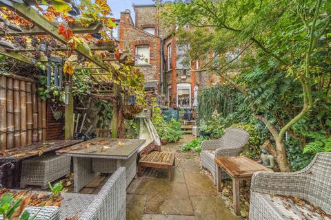 5 bedroom terraced house for sale, Kingswood Road, Brixton