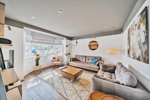2 Radlet Avenue, London, SE26 4BZ