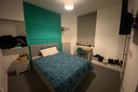 3 bedroom maisonette to rent, St Helens Crescent, Brynmill, Swansea