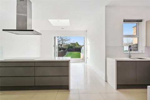 40b Rosemont Road, London, W3 9LY