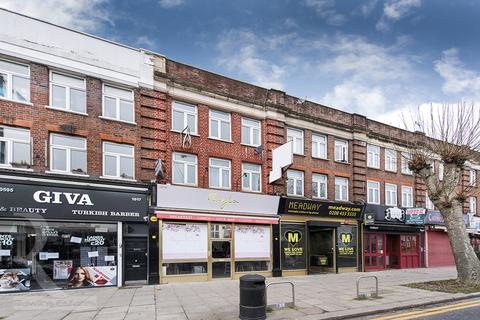 2 bedroom flat to rent, Finchley Road, London NW11