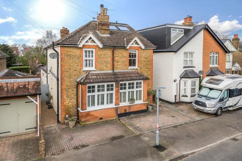 3 bedroom semi-detached house for sale, Mayo Road, Walton-On-Thames, KT12